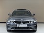BMW 3-Serie Touring 318i Advantage, 157Pk, 2022, 1ste eigenaar, Panoramadak, Trekhaak, Climate control, Apple CarPlay, Sportstoelen, Navigatie, Elektrische achterklep, Parkeersensoren,
