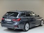 BMW 3-Serie Touring 318i Advantage, 157Pk, 2022, 1ste eigenaar, Panoramadak, Trekhaak, Climate control, Apple CarPlay, Sportstoelen, Navigatie, Elektrische achterklep, Parkeersensoren,