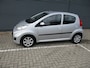 Peugeot 107 1.0-12V XS Apk 03-07-2027 Airco electrisch pakket 1e eigenaar zeer mooie auto nu scherpe meeneem prijs