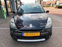 Renault Clio Estate 1.2 TCE Collection / Airco / Navi / Trekhaak