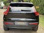 Volvo XC40 1.5 | R-Design |black on black|H & K