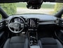 Volvo XC40 1.5 | R-Design |black on black|H & K