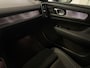 Volvo XC40 1.5 | R-Design |black on black|H & K
