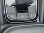 Skoda Karoq 1.5 TSI ACT Business Edition / Wegklapbare Trekhaak / Dealer Onderhouden / Carplay / Android Auto / Sensoren Achter / Cruise Control /