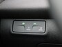 Volkswagen T-Roc 1.5 eTsi Life First Edition 150 PK| Origineel Nederlands | 1e Eigenaar | Stoelverwarming | Stuurwielverwarming | Achteruitrijcamera | AppleCarplay | Dodehoekdetectie