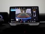 Volkswagen T-Roc 1.5 eTsi Life First Edition 150 PK| Origineel Nederlands | 1e Eigenaar | Stoelverwarming | Stuurwielverwarming | Achteruitrijcamera | AppleCarplay | Dodehoekdetectie