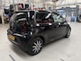 Volkswagen Up! 1.0 60PK 5D BMT Move up! | Camera | Parkeersensoren | Cruise control | Getint glas | Airco | Bluetooth | Telefoonsteun | NAP | Rijklaar prijs!