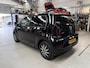 Volkswagen Up! 1.0 60PK 5D BMT Move up! | Camera | Parkeersensoren | Cruise control | Getint glas | Airco | Bluetooth | Telefoonsteun | NAP | Rijklaar prijs!