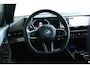 BMW 5-Serie Touring 530e M-Sport Pro | SoH 96% | Adapt. Cruise | Carbon | Harman & Kardon | Pano | Trekhaak | Stoelventilatie | Memory | Camera | Carplay | Navi | LED | 20 Inch