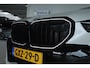 BMW 5-Serie Touring 530e M-Sport Pro | SoH 96% | Adapt. Cruise | Carbon | Harman & Kardon | Pano | Trekhaak | Stoelventilatie | Memory | Camera | Carplay | Navi | LED | 20 Inch