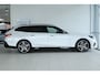BMW 5-Serie Touring 530e M-Sport Pro | Adapt. Cruise | Harman & Kardon | Pano | Trekhaak | Stoelventilatie | Carbon in/ex | Memory |