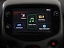 Toyota Aygo 1.0 VVT-i X-Play + Coral Red Pack | Apple Carplay & AndroidAUTO | 1e eigenaar | Dealer Onderhouden | Airco | Privacy Glass |