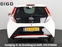 Toyota Aygo 1.0 VVT-i X-Play + Coral Red Pack | Apple Carplay & AndroidAUTO | 1e eigenaar | Dealer Onderhouden | Airco | Privacy Glass |