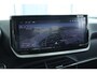 Peugeot 2008 1.2 PureTech 100 Allure | Adapt. Cruise | 360 Camera | Navi | Carplay | Keyless | 17 Inch | LED | Climate | Dodehoekdetectie |