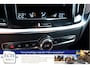 Volvo V60 2.0 B3 177 pk Inscription, Bruin Leer, Trekhaak, Apple CarPlay
