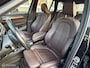 BMW X1 sDrive20i High Executive|Afneembare Trekhaak|HUD|Sportstoelen|Leer|Zwarte Hemel|Sfeerverlichting|Carplay.
