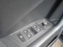 Volkswagen T-Roc 1.0 TSI 115pk STYLE / Digitaal dash. / Led / Elec.achterklep / Camera / 17 Inch / BOVAG garantie