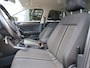 Volkswagen T-Roc 1.0 TSI 115pk STYLE / Digitaal dash. / Led / Elec.achterklep / Camera / 17 Inch / BOVAG garantie