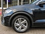 Volkswagen T-Roc 1.5 TSI R-LINE 150PK DSG-aut. / Trekhaak afn. / Camera / Stoelverw. / IQ Light / FABRIEKS garantie