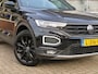 Volkswagen T-Roc 1.5 TSI 150pk SPORT BLACK EDITION / Led / Beats audio / 18 Inch / BOVAG garantie