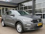 Volkswagen T-Roc 1.0 TSI 115pk STYLE / Trekhaak / Stoelverw. / Navi / BOVAG garantie