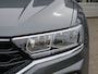 Volkswagen T-Roc 1.0 TSI 115pk STYLE / Trekhaak / Stoelverw. / Navi / BOVAG garantie
