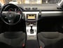 Volkswagen Passat 1.4 TSI Comfortline I 144xxx I Navi I Automaat I Clima I Cruise I Stoelverw I 17inch I Kln Brt I Goed Onderhoud.