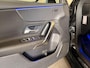 Mercedes-Benz A-klasse 180 Business Solution Facelift AMG Upgrade | Camera | Widescreen | Keyless Go | Dodehoek detectie | Ambilight + | Stoelverwarming | Cruise | Led | Digital Dash | 6 Vers