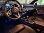 Mercedes-Benz A-klasse 180 Business Solution Facelift AMG Upgrade | Camera | Widescreen | Keyless Go | Dodehoek detectie | Ambilight + | Stoelverwarming | Cruise | Led | Digital Dash | 6 Vers