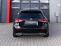 Mercedes-Benz A-klasse 180 Business Solution Facelift AMG Upgrade | Camera | Widescreen | Keyless Go | Dodehoek detectie | Ambilight + | Stoelverwarming | Cruise | Led | Digital Dash | 6 Vers