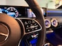 Mercedes-Benz A-klasse 180 Business Solution Facelift AMG Upgrade | Camera | Widescreen | Keyless Go | Dodehoek detectie | Ambilight + | Stoelverwarming | Cruise | Led | Digital Dash | 6 Vers
