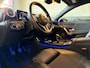 Mercedes-Benz A-klasse 180 Business Solution Facelift AMG Upgrade | Camera | Widescreen | Keyless Go | Dodehoek detectie | Ambilight + | Stoelverwarming | Cruise | Led | Digital Dash | 6 Vers