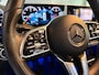 Mercedes-Benz A-klasse 180 Business Solution Facelift AMG Upgrade | Camera | Widescreen | Keyless Go | Dodehoek detectie | Ambilight + | Stoelverwarming | Cruise | Led | Digital Dash | 6 Vers