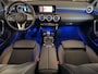 Mercedes-Benz A-klasse 180 Business Solution Facelift AMG Upgrade | Camera | Widescreen | Keyless Go | Dodehoek detectie | Ambilight + | Stoelverwarming | Cruise | Led | Digital Dash | 6 Vers