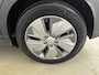 Hyundai Kona Electric EV Premium Sky 64 kWh | WLTP 484km | Schuifdak | Warmtepomp | Leer | Stoel + stuurverwarming | Stoelventilatie |