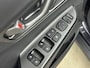 Hyundai Kona Electric EV Premium Sky 64 kWh | SoH 94,8% | WLTP 484km | Schuifdak | Warmtepomp | Leer | Stoel + stuurverwarming | Stoelventilatie |