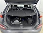 Hyundai Kona Electric EV Premium Sky 64 kWh | SoH 94,8% | WLTP 484km | Schuifdak | Warmtepomp | Leer | Stoel + stuurverwarming | Stoelventilatie |