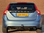 Volvo V60 1.6 T3 MOMENTUM | NL-AUTO! | DEALER OH! | TREKHAAK!