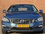 Volvo V60 1.6 T3 MOMENTUM | NL-AUTO! | DEALER OH! | TREKHAAK!