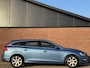 Volvo V60 1.6 T3 MOMENTUM | NL-AUTO! | DEALER OH! | TREKHAAK!