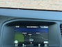 Volvo V60 1.6 T3 MOMENTUM | NL-AUTO! | DEALER OH! | TREKHAAK!