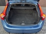 Volvo V60 1.6 T3 MOMENTUM | NL-AUTO! | DEALER OH! | TREKHAAK!