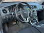 Volvo V60 1.6 T3 MOMENTUM | NL-AUTO! | DEALER OH! | TREKHAAK!