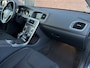 Volvo V60 1.6 T3 MOMENTUM | NL-AUTO! | DEALER OH! | TREKHAAK!