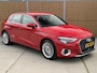 Audi A3 Sportback 30 TFSI Advanced edition Automaat | Stoelverwarming | Parkeersensoren voor en achter | Climate control | Cruise control adaptief | Tangorood Metallic | Achteruitrijcamera