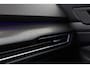 Volkswagen Golf 1.5 eTSI R-LINE -MATRIX.LED|STOEL/STUURVERW.|CARPLAY|PRIVACY.GLAS|SPORTSTOELEN|18"BERGAMO