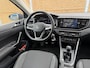 Volkswagen Polo 1.0 TSI Life Business Stoelverwarming | LED verlichting | Climate control | Cruise control adaptief | Apple CarPlay/Android Auto | Navigatiesysteem | Rijstrooksensor | Parkeersensoren voor en achter