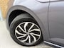 Volkswagen Polo 1.0 TSI Life Business Stoelverwarming | LED verlichting | Climate control | Cruise control adaptief | Apple CarPlay/Android Auto | Navigatiesysteem | Rijstrooksensor | Parkeersensoren voor en achter