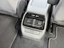 Volkswagen ID.4 Life 77 kWh Warmtepomp | 20 inch velgen | LED verlichting | Navigatiesysteem | Apple CarPlay/Android Auto | Cruise control adaptief | Climate control | Voorstoelen verwarmd | Parkeersensoren voor en achter