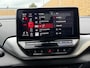 Volkswagen ID.4 Life 77 kWh Warmtepomp | 20 inch velgen | LED verlichting | Navigatiesysteem | Apple CarPlay/Android Auto | Cruise control adaptief | Climate control | Voorstoelen verwarmd | Parkeersensoren voor en achter